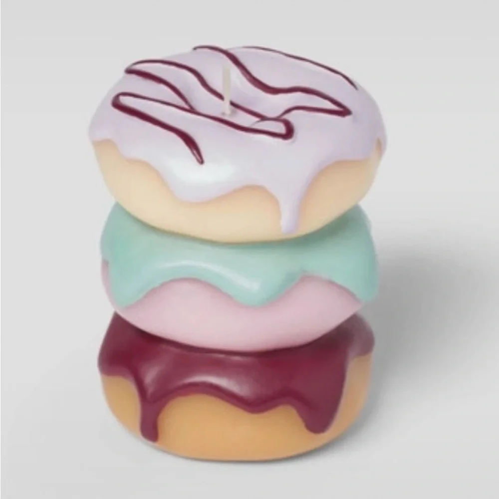 Donut shaped candle